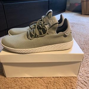 Adidas Pharrell Williams Tennis Shoes Hu